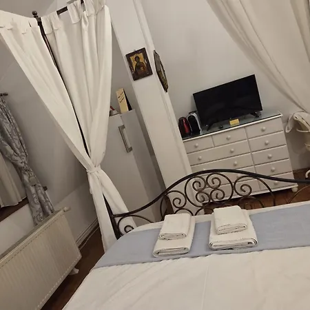 Bucharest Boutique Accommodation By Hotels-2